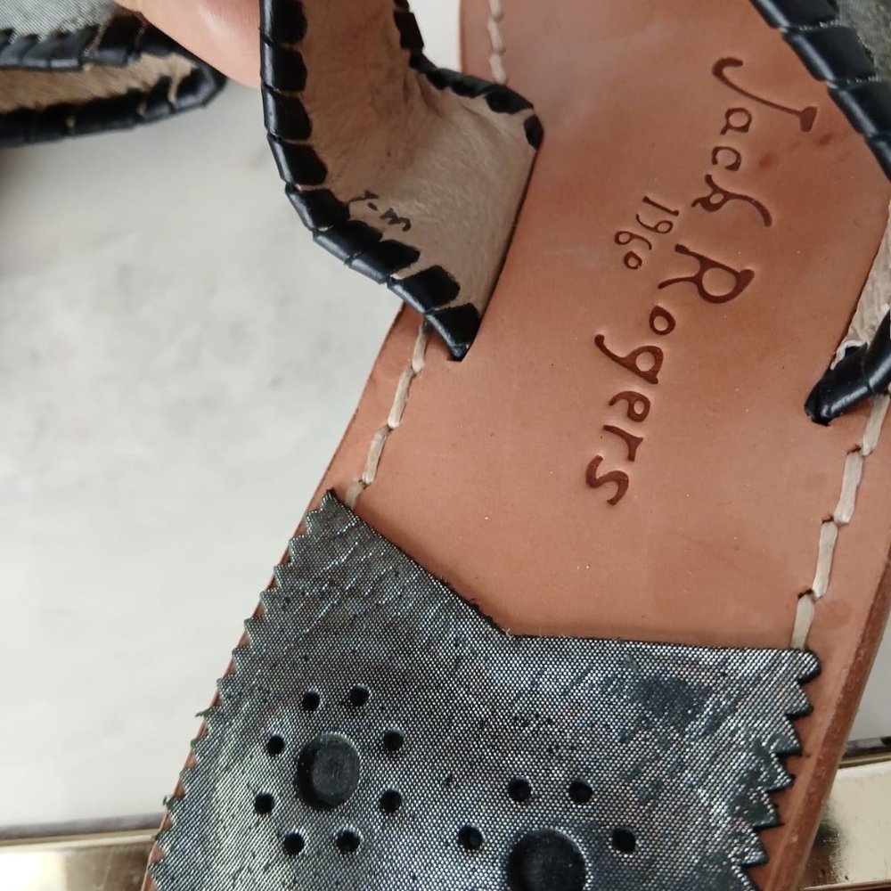 Jack Rogers Vintage Gray Leather Floral Thong Sandals Women Size 7 - Picture 3 of 7